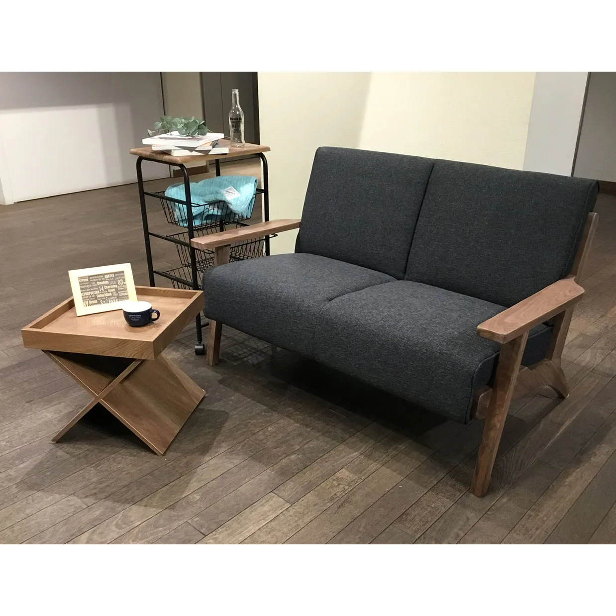 ソファNC130A 2人掛けブラック/ウォールナット - 5